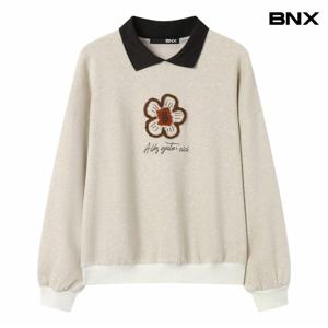 정상가:99,000원 ㅣ 플라워 자수 레터링 카라  맨투맨 티셔츠 (BX4TS015L0)