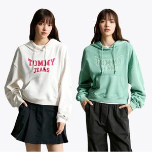 [정상가: 159000원] 타미진스 박시 크롭 바시티 후디 2종 택1 (T32F7TTO51TWT1)