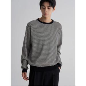 강연 스트라이프 라운드 니트  블랙 (425851LY25)