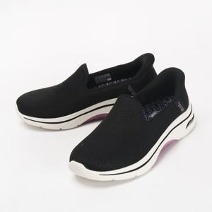 [정가 143,200원] 스케쳐스 운동화 고워크 아치핏 2.0 여성 슬립온 블랙/모브 125332BKMV