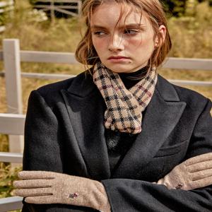 액세서리 [[25FW]] DCGV5F202I2 [25FW 리뉴얼][여성장갑]베이지 울 훈트자수 스마트폰터