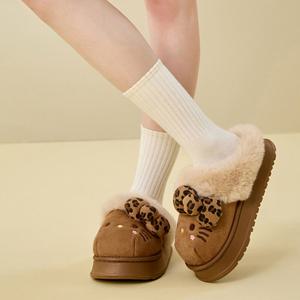 산리오 헬로키티 방한 슬리퍼 실내화 겨울 사무실 거실화