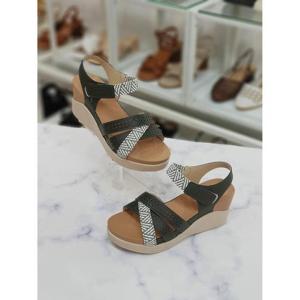 한슈 세이브존07 둥근코 펀칭 웨지힐 샌들 HS061495eg