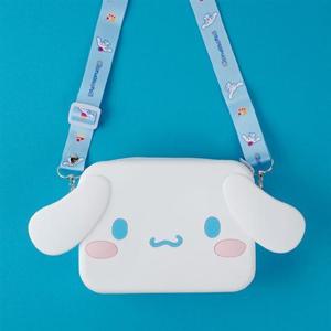 시나모롤 빅 사각 페이스 실리콘 크로스백 팬시용품