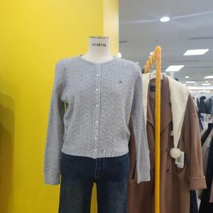 르피타 DP01 자수꽈배기 니트가디건 L251BKT253