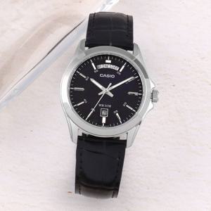 카시오 MTP-1370L-1A 클래식 라운드 데이데이트 정장 남자 가죽