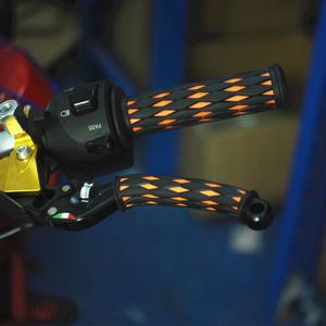 튜닝 오토바이 체크 실리콘 핸들 그립 브레이크 커버