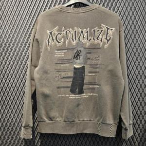 엠할리데이 HC03 피그먼트  인물 맨투맨 명문로고 MP1TU059