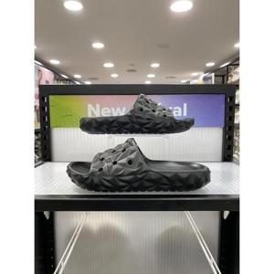 [크록스][크록스] 지오메트릭 슬라이드 2.0 블랙 209608-001 (12