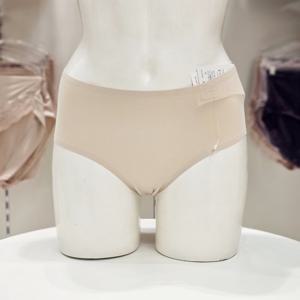 [트라이엄프] 무봉제 노라인 힙스터 팬티 TBES87R2444 NZ