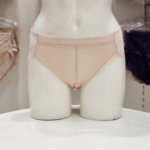 [트라이엄프] 딥브이 드리밍 심플 기본 노라인 헴팬티 TEWBP211 BE