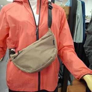 레드페이스 HC12 브리즈크로스백(소)KH REEGBPXBE104