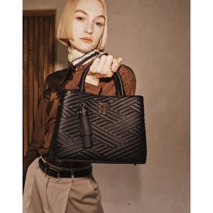 [닥스][CARLISLE] 블랙 칼라일 가죽 스몰 토트백 DCBA5F366J