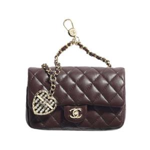 샤넬 클래식 후크 달린 미니백 램스킨   골드 메탈 다크 브라운 AP4760-B21221-U1115