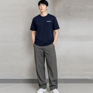 [파타고니아]파타고니아 P-6 로고 리스판서빌리 반팔티 네이비 38504-NENA