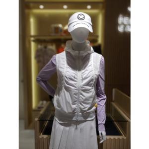 [파리게이츠]521E3JV101_WH-여성 백메쉬 셔링 절개선 후드 베스트-(25년가을)