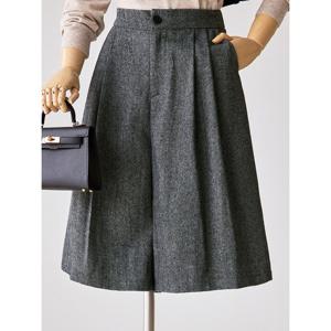 [커스텀에이블]투턱 헤링본 버뮤다 팬츠_T2510PT609C