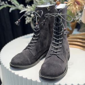 [써스데이아일랜드]레이스업 스웨이드 부츠 t246mse134