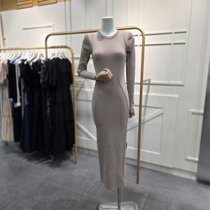 [에고이스트]절개라인 포인트 롱 니트 원피스 ER4BX005BE