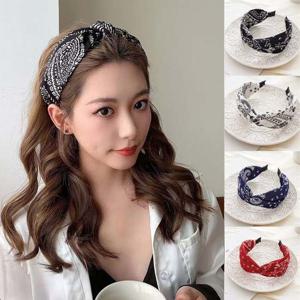 넓은머리띠 유행타지 않는 페이즐리무늬 꼬임 머리띠