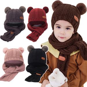 [엠케이] 방울폼폼 유아 모자와 목도리세트(원사이즈) 318651