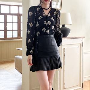 샵앤) 여성 나염 시스루 쉬폰 블랙 블라우스 SIU-WBL-3814-수국