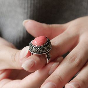 바이데이지 산호 원석 탄생석 볼드 실버 반지 Br0338