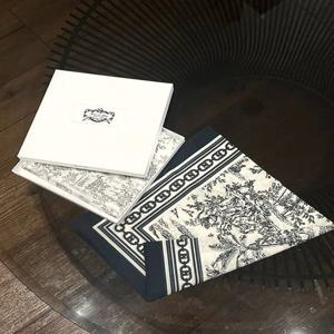 [헤지스] [뜨왈드주이]스카프 겸 코튼 손수건 HILG5E531N2