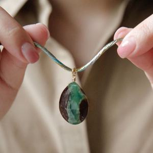 바이데이지 프레나이트 원석 실크코드 목걸이 Bn0567