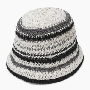 [베네통] 스트라이프 크로쉐 햇_BCCP54531BK