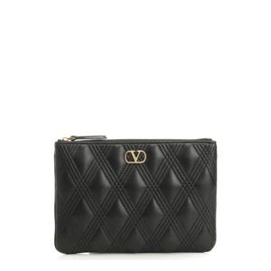 발렌티노 퀼티 67 지퍼업 클러치 백 7W2P0AS5MIC 0NO TP946823423