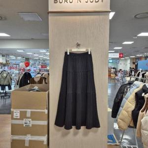 부루앤쥬디 HC42 삼단주름플레어스커트 BBRLSK114B