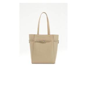 24FW Givenchy 레더 백 with metal details  집 closure  투 h앤les 앤 detachable 숄더 strap  BB50ZPB231257