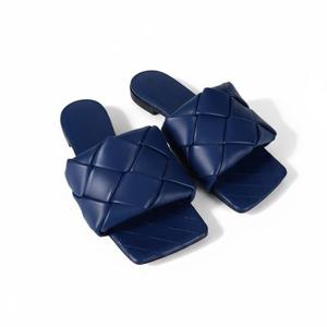 보테가베네타 리도 플랫 샌들  608853 VBSS0 4006