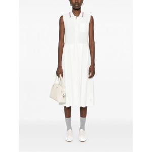 톰 브라운 슬리브리스 플리티드 보텀 폴로 드레스 FJD127A-J0216 113