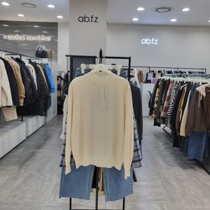 [ab.f.z]AFZ1HW35/진주 라인 넥 루즈핏 니트 티셔츠_IC