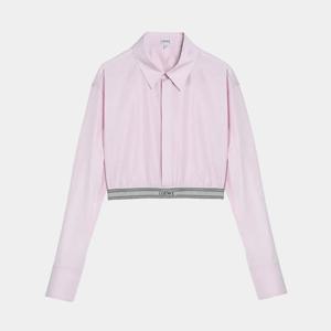 로에베 여성 엘라스틱 로고 크롭 와이셔츠 핑크 S359Y05XAX 3864