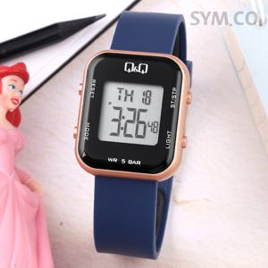 큐앤큐 M207J-009Y 사각 스퀘어 디지털 로즈네이비 어린이 방수