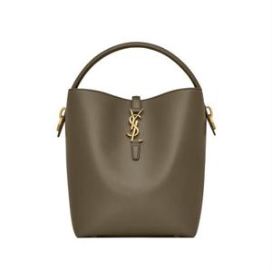 생로랑 cassandre 버킷 백 7428282R20W2877