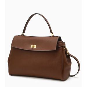 [헤지스ACC] 베리 클래식 브라운 레더 사첼백 HIBA5F168W2