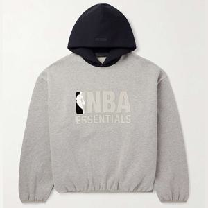 25 FW 피어오브갓 에센셜 X NBA 아플리케 블랙 후드 스웨트셔츠 웜헤더 그레이 192AL246500F