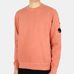 디몬트 22 F/W CP컴퍼니 남성 렌즈 와펜 브러시드 워싱 맨투맨(피치) 13CMSS008A 006372