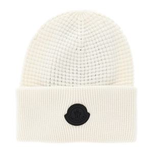 몽클레어 로고 패치 리브 커프 비니 K20913B00032 M1367 031