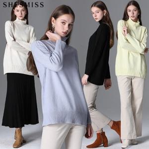 [쉬즈미스][쉬즈미스(SHESMISS)] 숄더 펀칭 하이넥 울니트풀오버