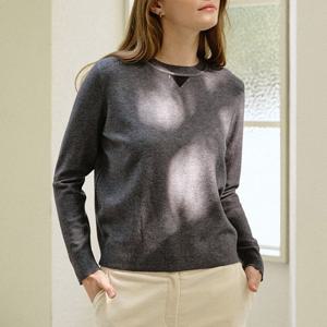 [요하넥스]라인스톤 라운드 니트탑 GZ5D1N108