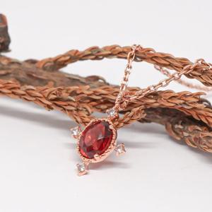 오팔하우스 14k 타원형 가넷 목걸이 OPDLN3928