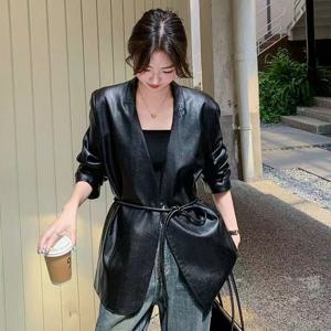 샵앤) 여성 노카라 허리끈 오픈 인조가죽 자켓 SML-WJK-4921-블랙