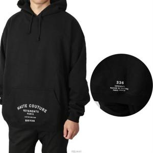 베트멍 UA52TR700B BLACK 메종 드 꾸뛰르 로고 후드