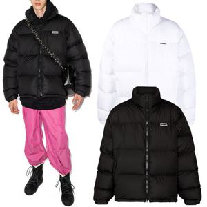 22FW 베트멍 로고 푸퍼 패딩 다운자켓 (BK) (WH) UA53JA400