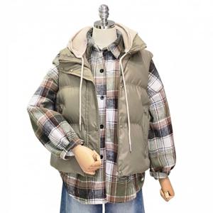 [포커스]후드단추조끼 FW5J3VT3181